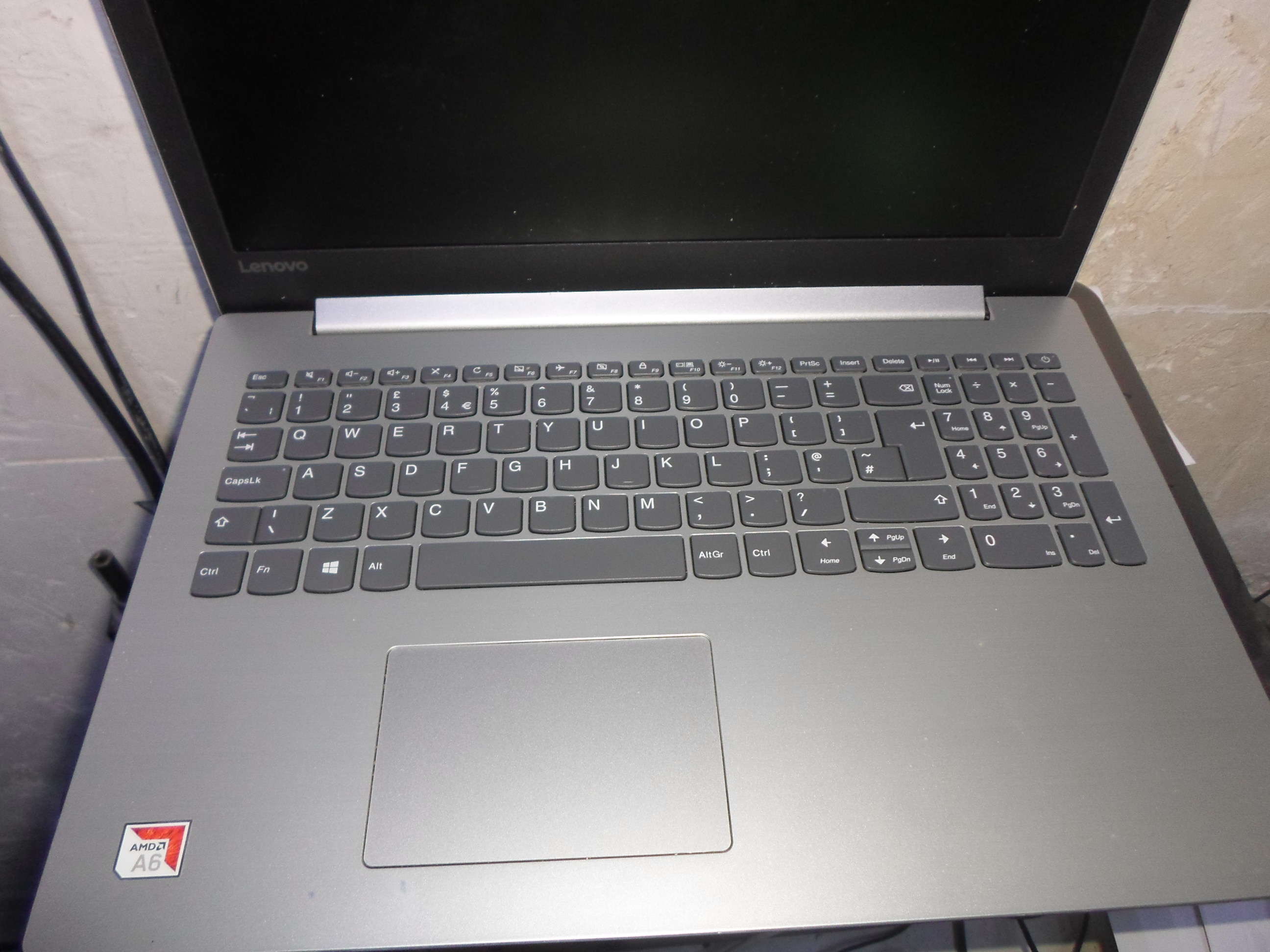 Dezmembrez laptop Lenovo Ideapad 330-15AST